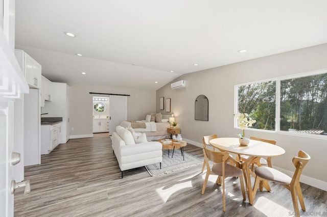 9965 Dunbar Lane, El Cajon, CA 92021