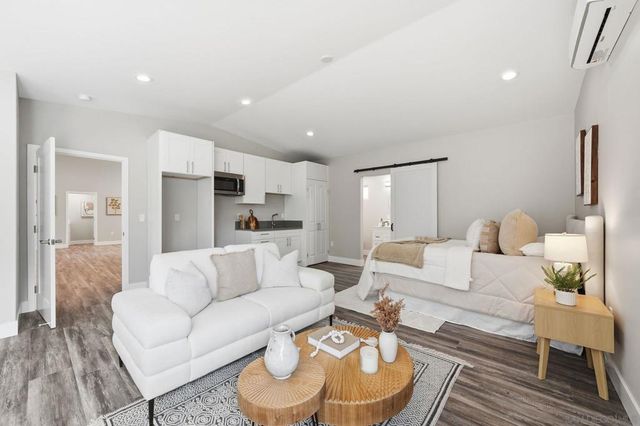 9965 Dunbar Lane, El Cajon, CA 92021