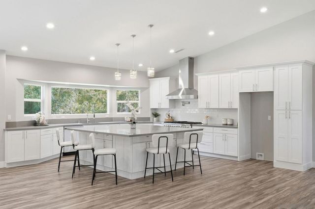 9965 Dunbar Lane, El Cajon, CA 92021