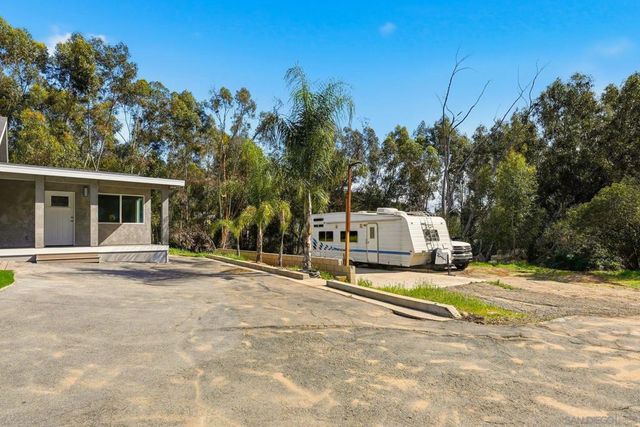 9965 Dunbar Lane, El Cajon, CA 92021