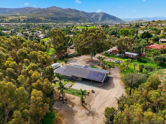 9965 Dunbar Lane, El Cajon, CA 92021