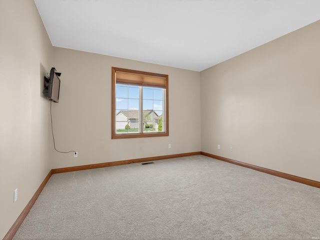9707 Kalmia Court, Fort Wayne, IN 46804