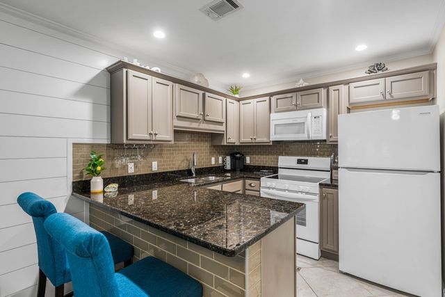 3191 Scenic Hwy 98 214, Destin, FL 32541