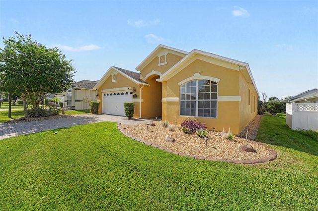 131 OLD BRIDGE CIRCLE, Davenport, FL 33897