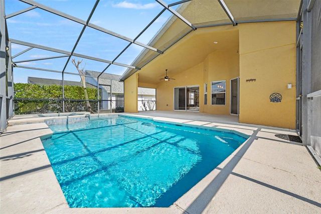 131 OLD BRIDGE CIRCLE, Davenport, FL 33897