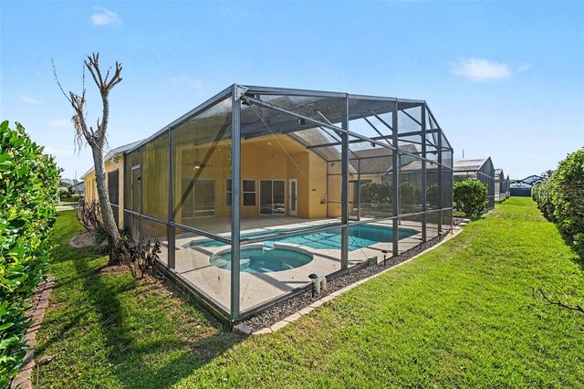 131 OLD BRIDGE CIRCLE, Davenport, FL 33897