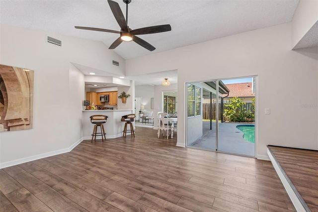 1977 BROOKSTONE WAY, Clearwater, FL 33760