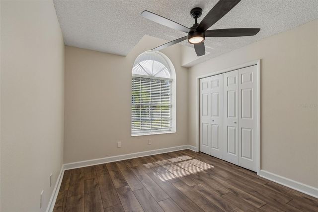 1977 BROOKSTONE WAY, Clearwater, FL 33760