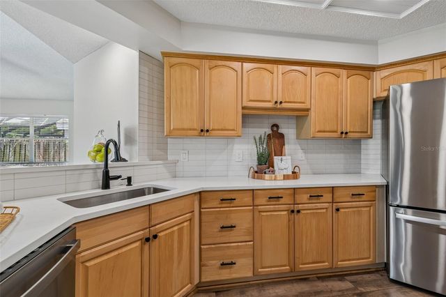 1977 BROOKSTONE WAY, Clearwater, FL 33760