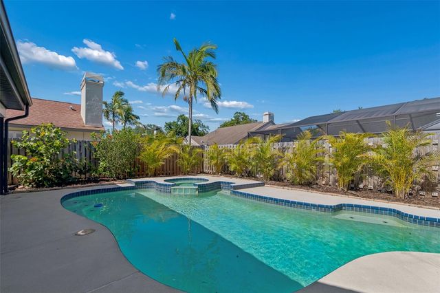 1977 BROOKSTONE WAY, Clearwater, FL 33760