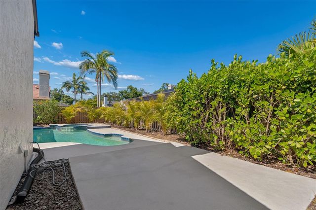 1977 BROOKSTONE WAY, Clearwater, FL 33760