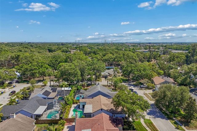 1977 BROOKSTONE WAY, Clearwater, FL 33760