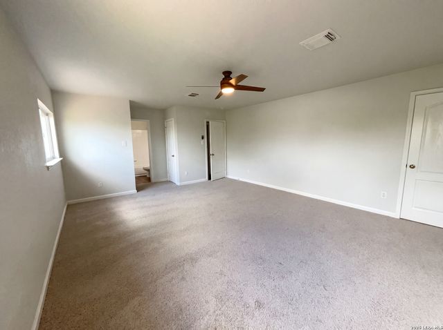 11010 VOLLMER LN, San Antonio, TX 78254