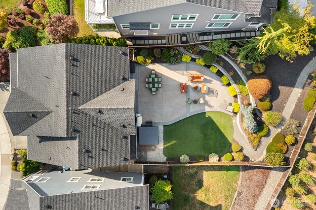 3852 201st Court SE, Sammamish, WA 98075