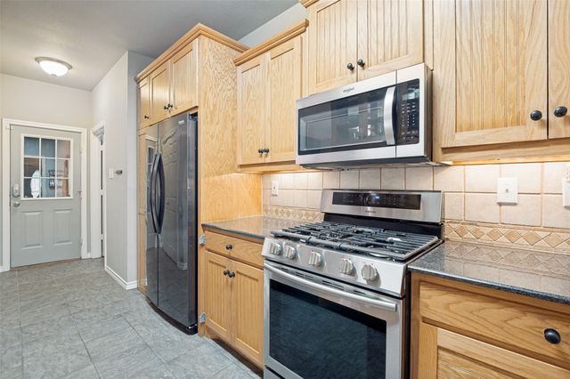 514 N 1st Street, Midlothian, TX 76065