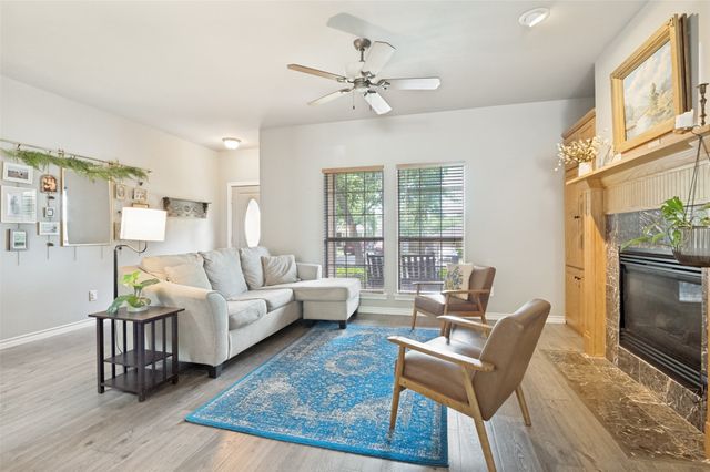 514 N 1st Street, Midlothian, TX 76065