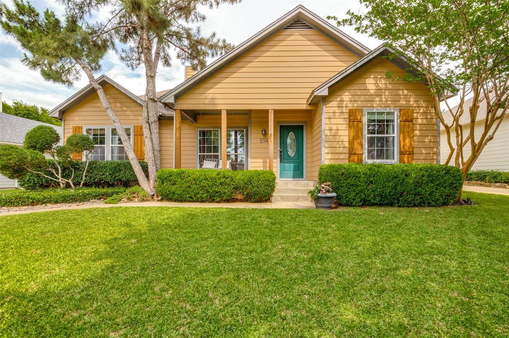 514 N 1st Street, Midlothian, TX 76065