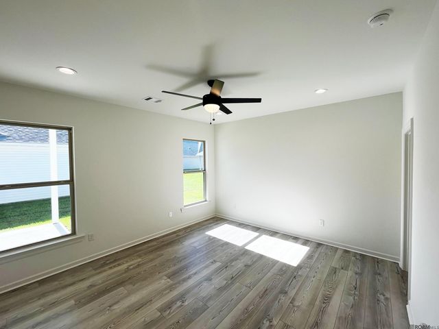 2250 Sherri's Way, Port Allen, LA 70767