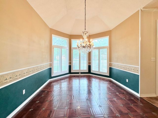 9808 Vicksburg Avenue, Lubbock, TX 79424