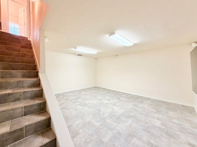 9808 Vicksburg Avenue, Lubbock, TX 79424