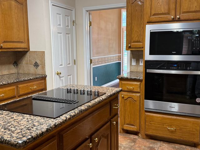 9808 Vicksburg Avenue, Lubbock, TX 79424