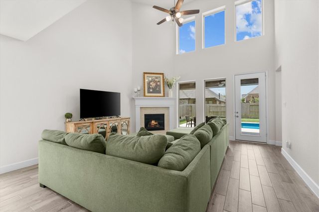 14928 Scarlet Branch Drive, Conroe, TX 77302
