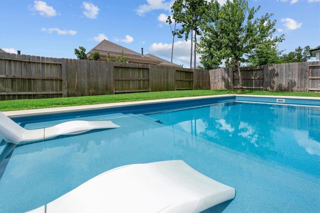14928 Scarlet Branch Drive, Conroe, TX 77302