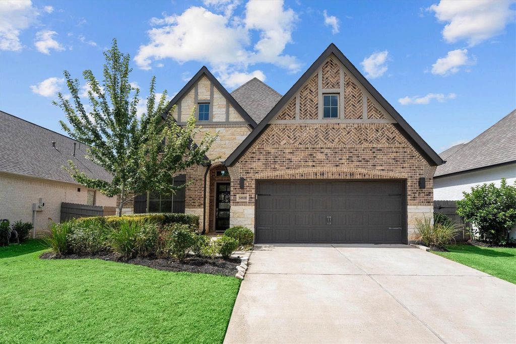 14928 Scarlet Branch Drive, Conroe, TX 77302