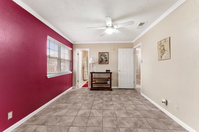 4513 Mercedes Dr, Midland, TX 79703