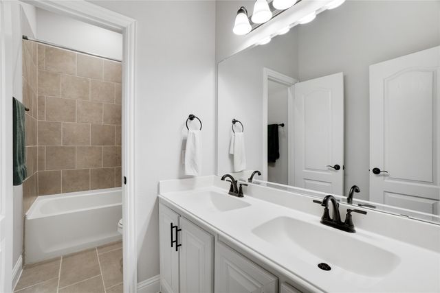 9100 Amistad Lane, Denton, TX 76226