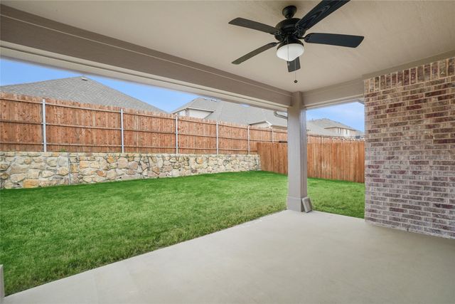 9100 Amistad Lane, Denton, TX 76226