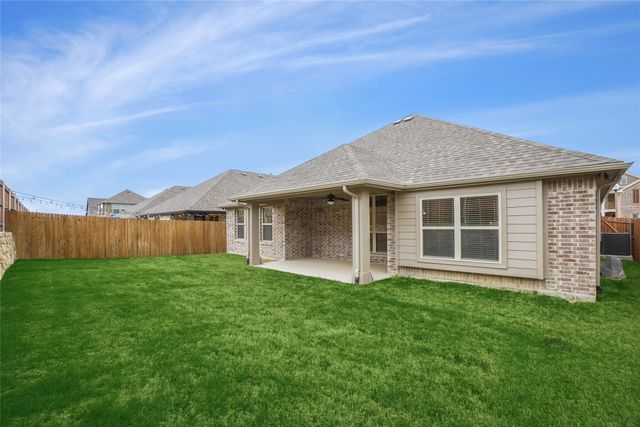 9100 Amistad Lane, Denton, TX 76226