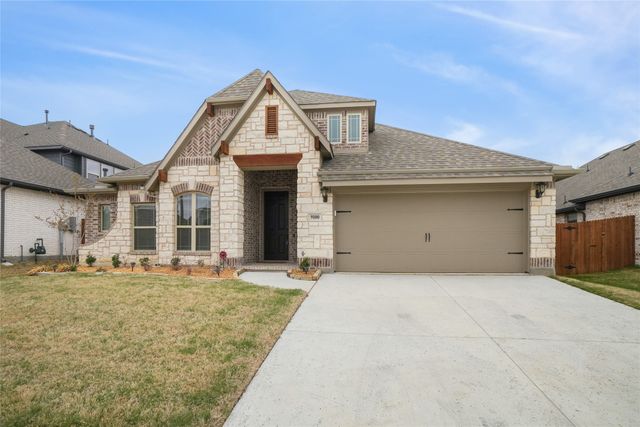 9100 Amistad Lane, Denton, TX 76226
