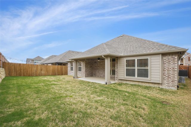 9100 Amistad Lane, Denton, TX 76226