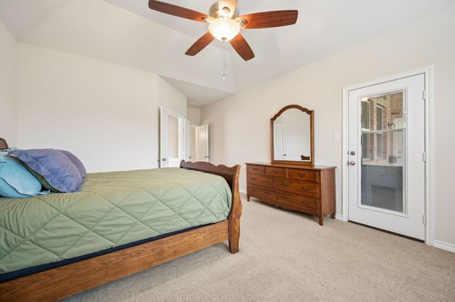 1208 Isabella Lane, Savannah, TX 76227