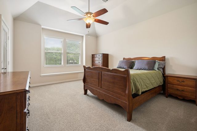 1208 Isabella Lane, Savannah, TX 76227