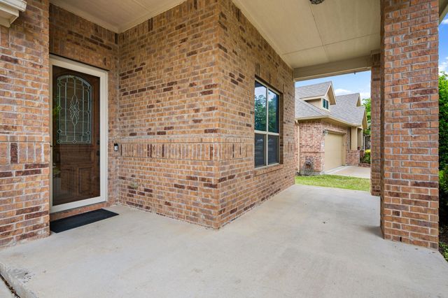 1208 Isabella Lane, Savannah, TX 76227