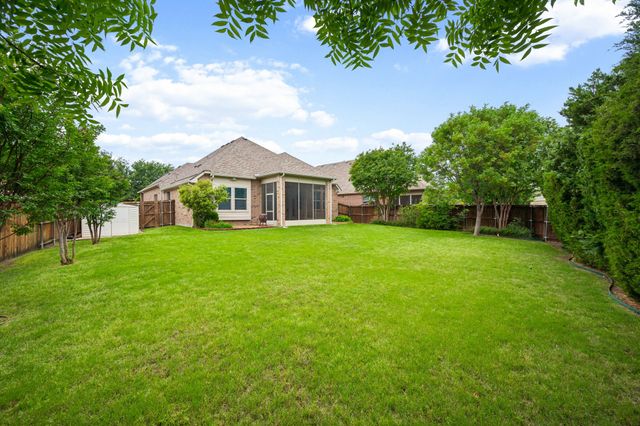 1208 Isabella Lane, Savannah, TX 76227