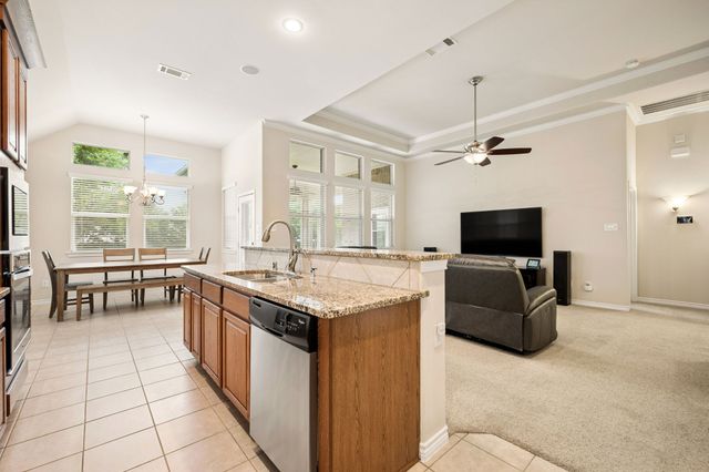 1208 Isabella Lane, Savannah, TX 76227