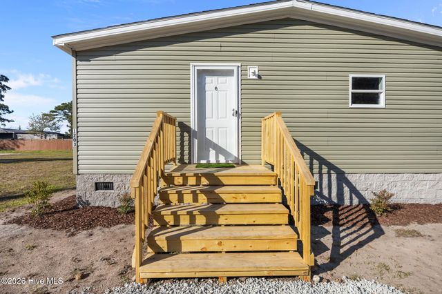 1203 Clariday Road SW, Calabash, NC 28467