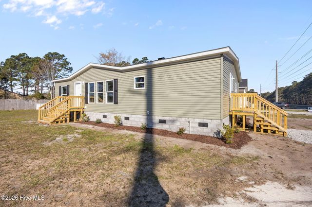 1203 Clariday Road SW, Calabash, NC 28467
