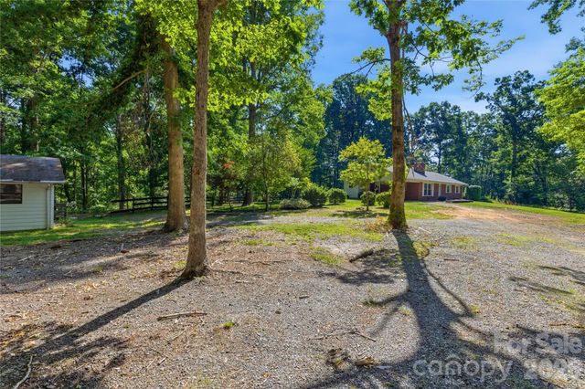 4411 US 221 Highway, Forest City, NC 28043