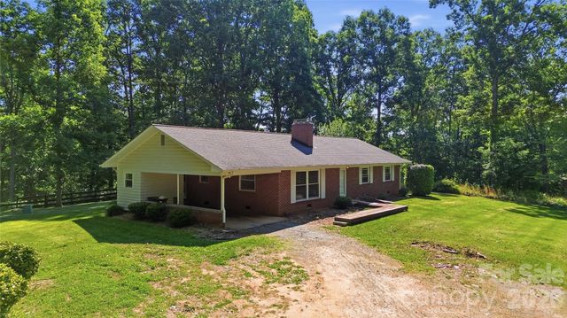 4411 US 221 Highway, Forest City, NC 28043