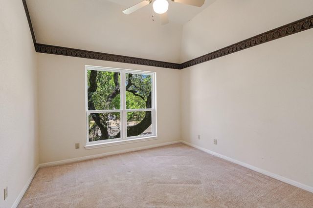 7615 Yaupon DR, Austin, TX 78759