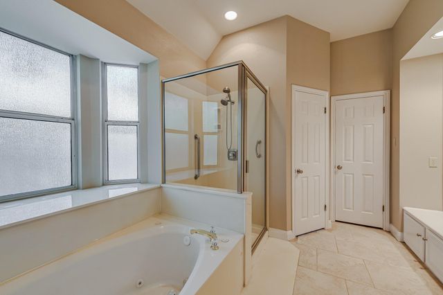 7615 Yaupon DR, Austin, TX 78759