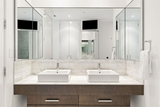 210 Lavaca ST 2311, Austin, TX 78701