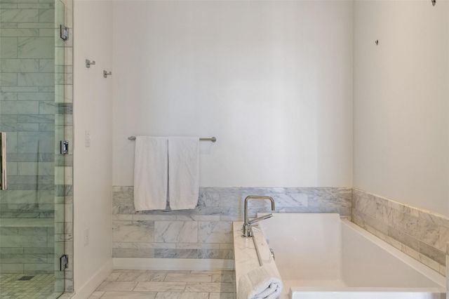 210 Lavaca ST 2311, Austin, TX 78701