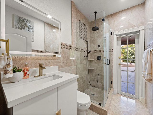 11230 SW 156th Avenue, Miami, FL 33196