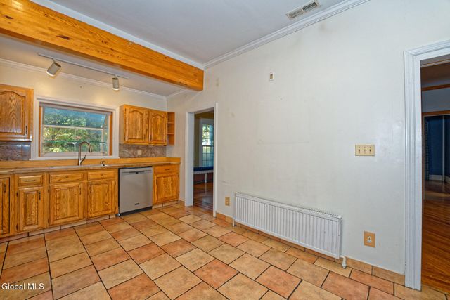 16 Brookside Avenue, Menands, NY 12204