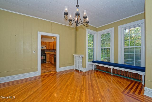 16 Brookside Avenue, Menands, NY 12204